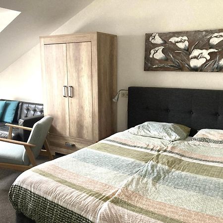 Nicolette Apartments 카트베이크안제이 외부 사진