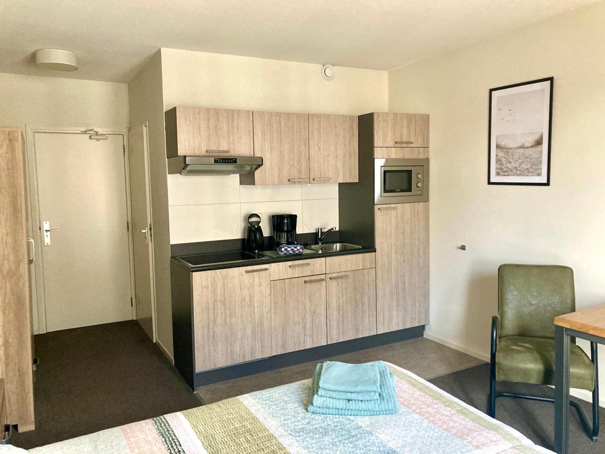 Nicolette Apartments 카트베이크안제이 외부 사진