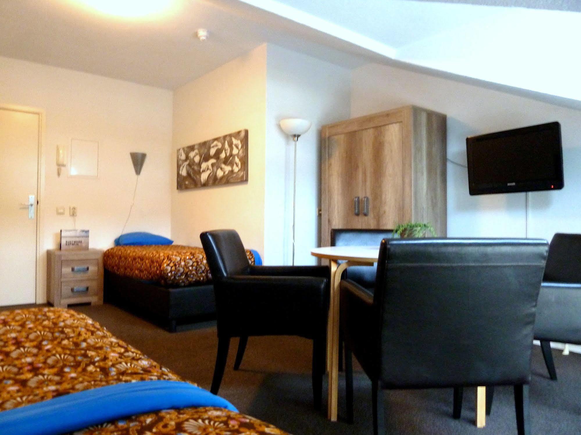 Nicolette Apartments 카트베이크안제이 외부 사진